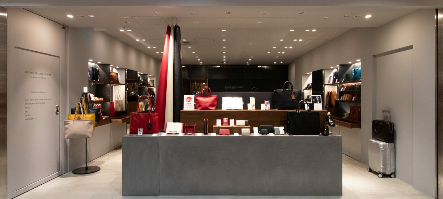 ビジネスレザーファクトリー東京八重洲店 牛本革専門店ブランド ビジネスレザーファクトリー